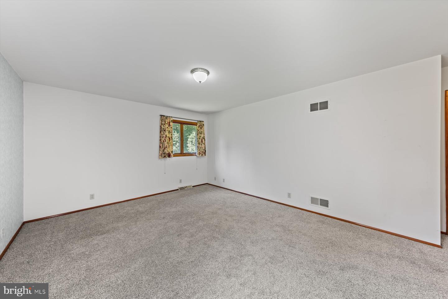 8 Mews Rd Property Photo 31
