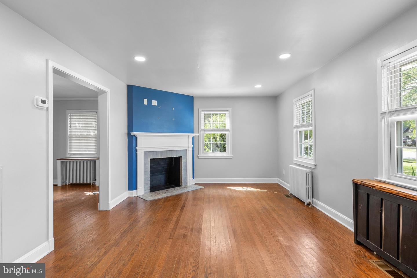 30 Read St Property Photo 8