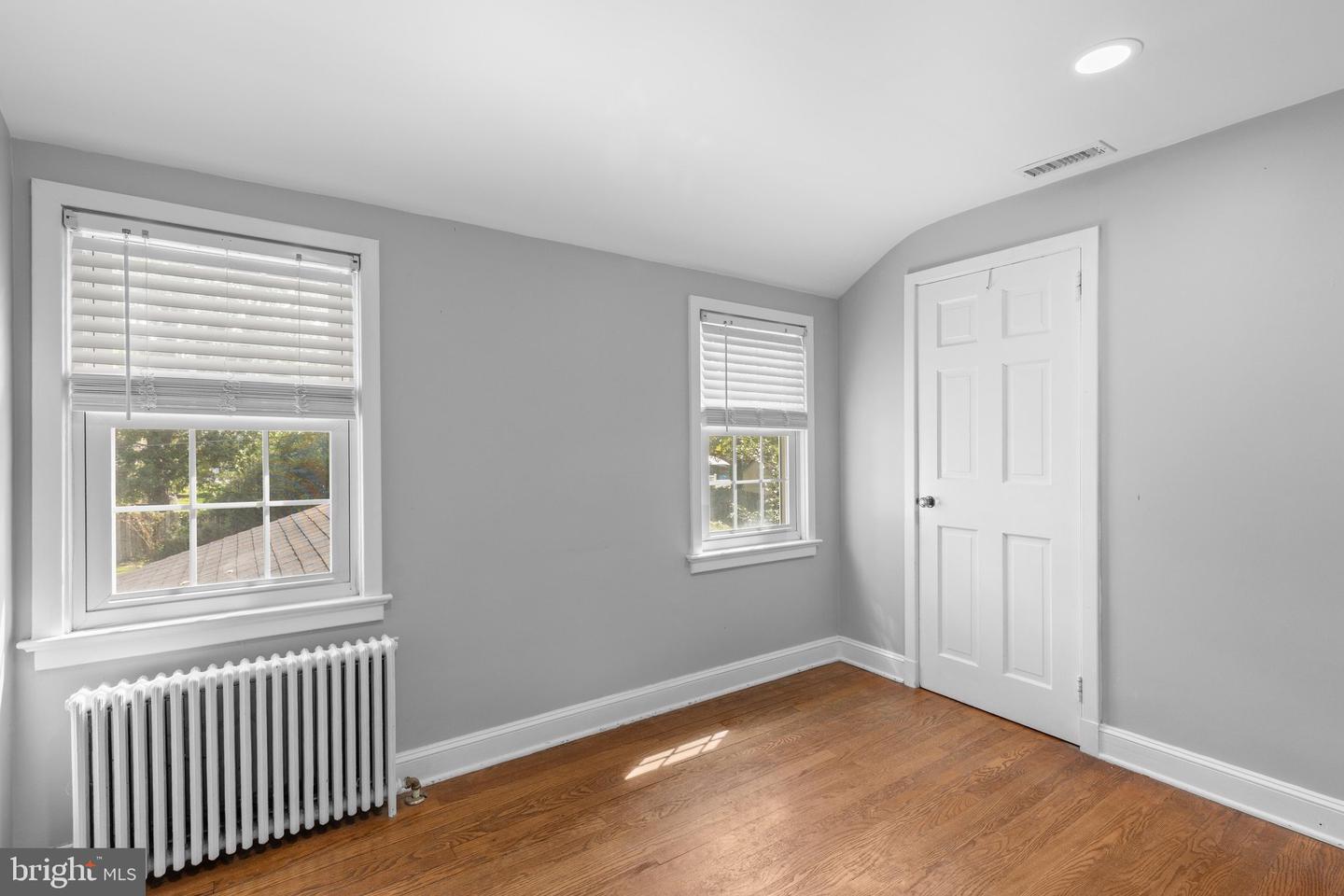 30 Read St Property Photo 27