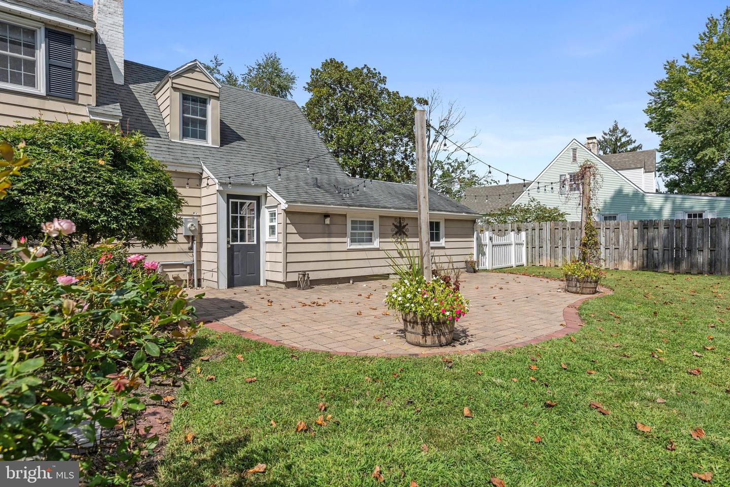 30 Read St Property Photo 34