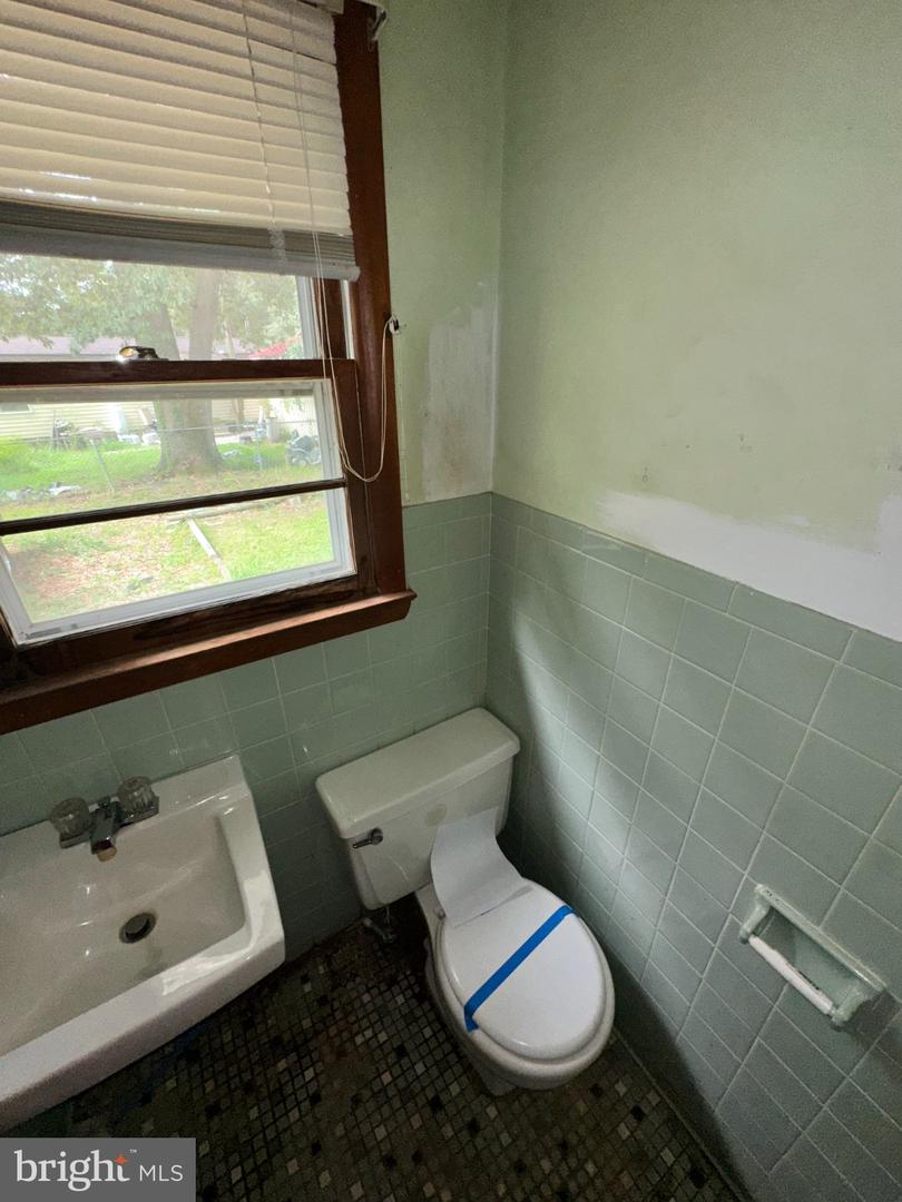 14468 Broad Avenue Property Photo 25