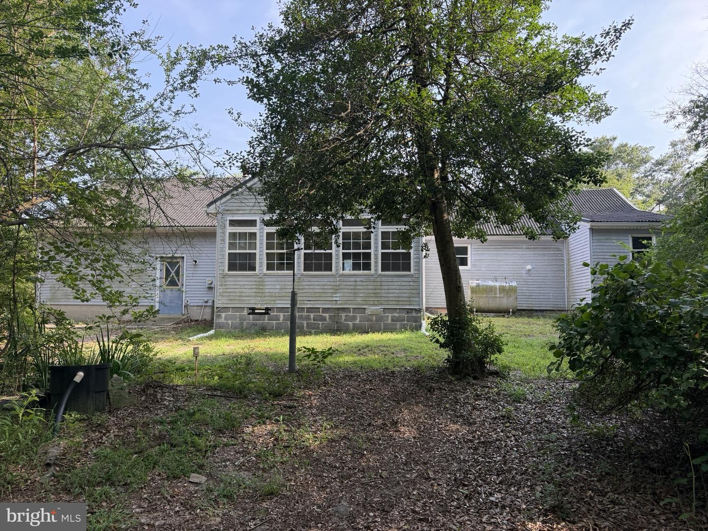 8751 Ockels Dr Property Photo 4