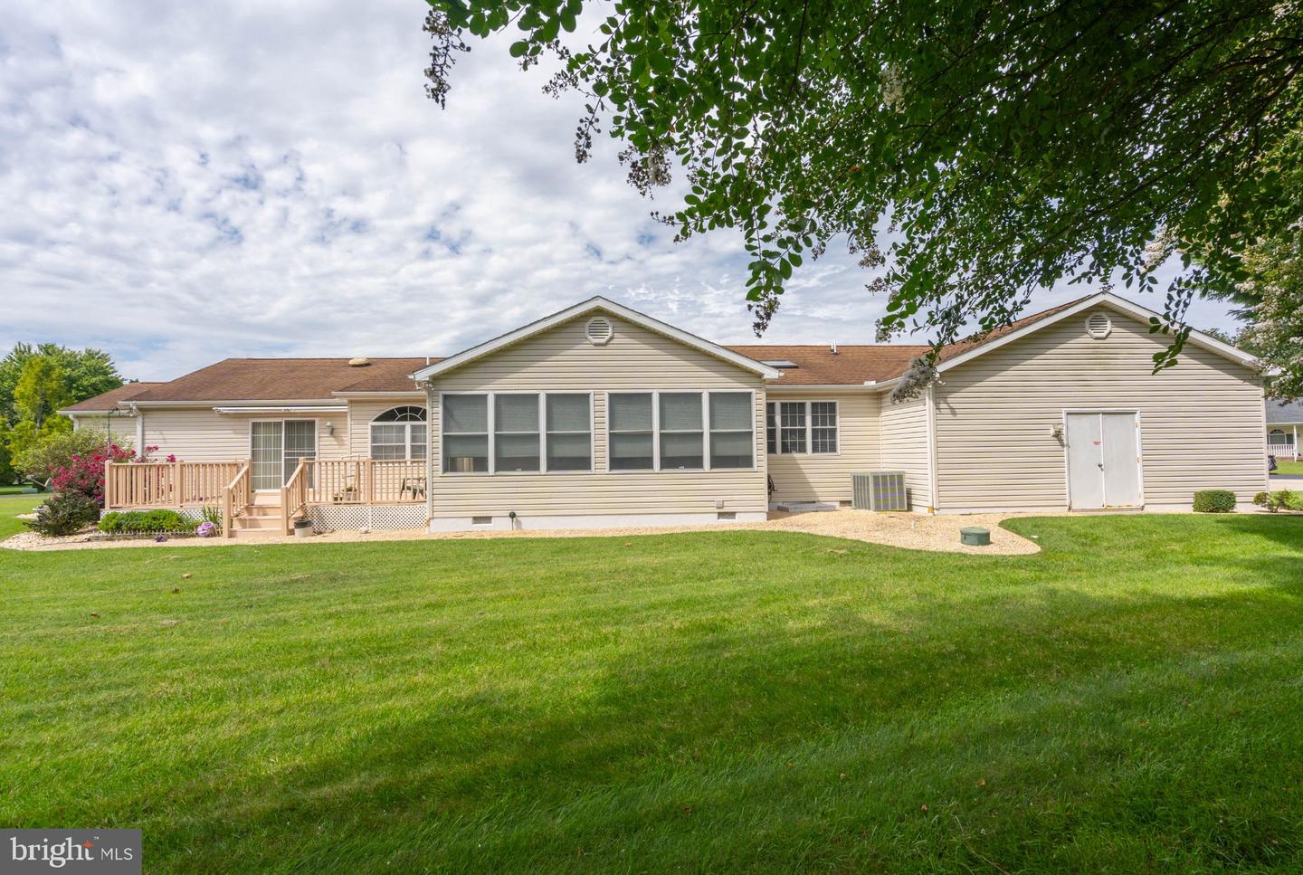 3 Nichole Dr Property Photo 4