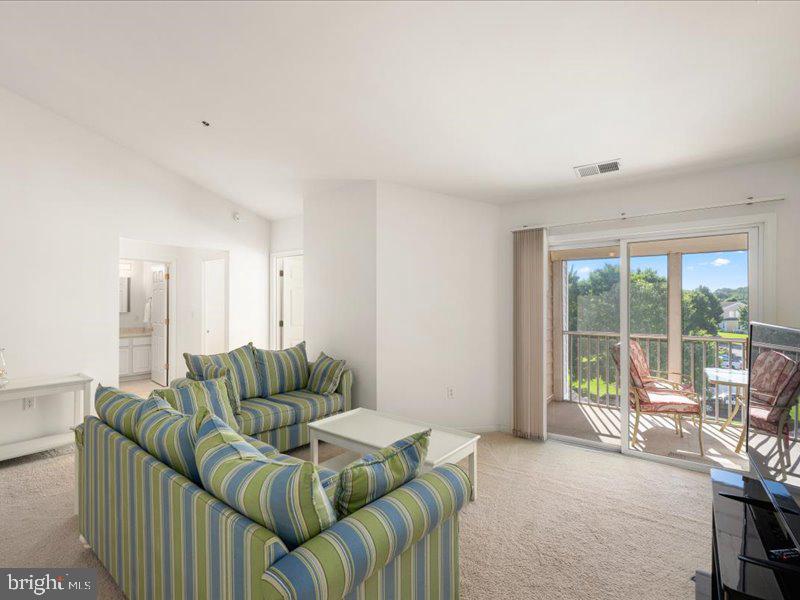3503 S Sagamore Dr Property Photo 8