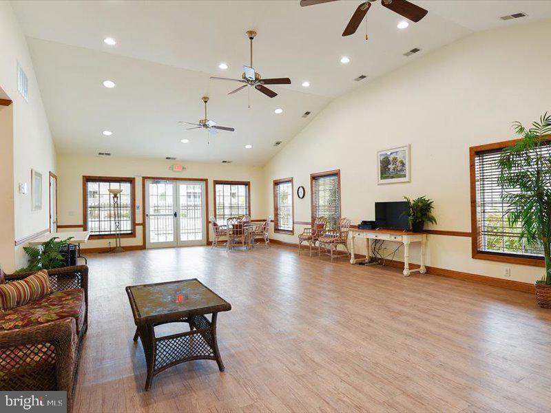 3503 S Sagamore Dr Property Photo 27