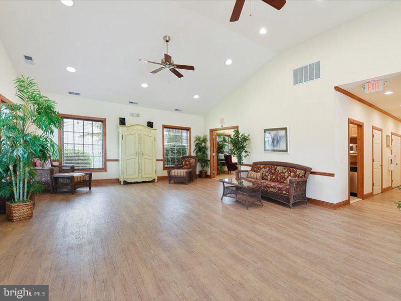 3503 S Sagamore Dr Property Photo 28