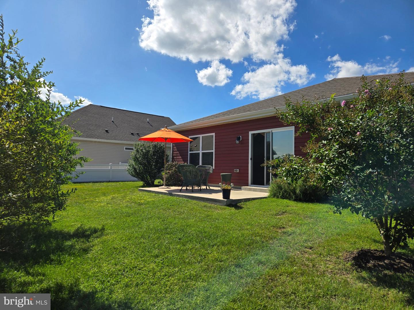 20577 Smithfield Cir Property Photo 5