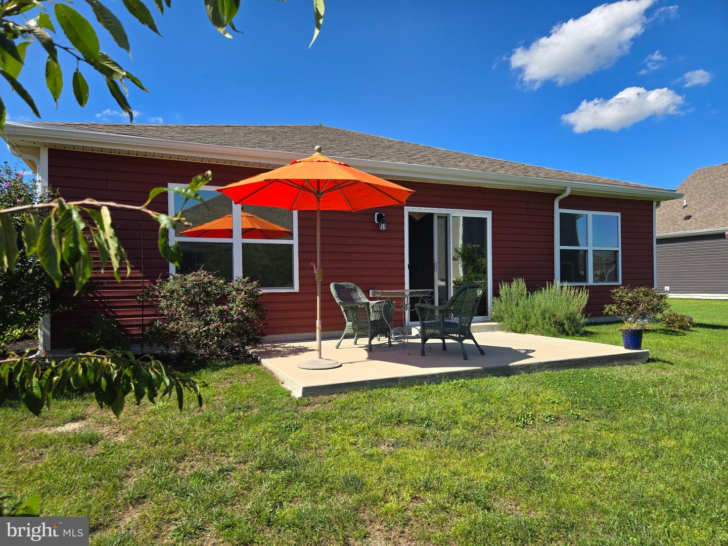 20577 Smithfield Cir Property Photo 6