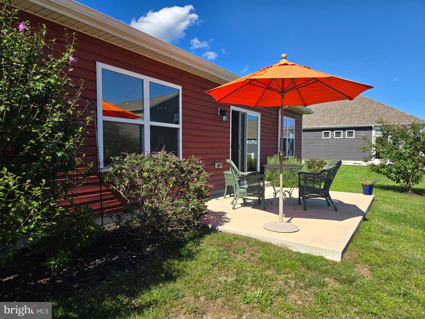 20577 Smithfield Cir Property Photo 7