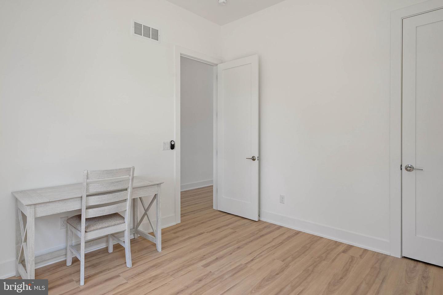 37411 Malloy St Property Photo 23