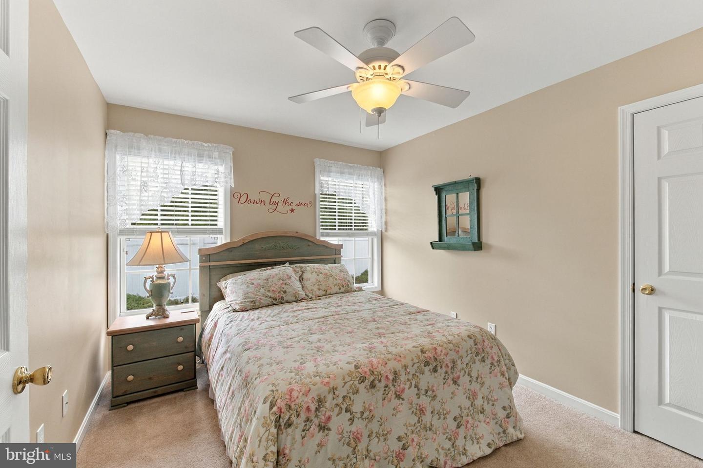 1 Neptune Dr Property Photo 26