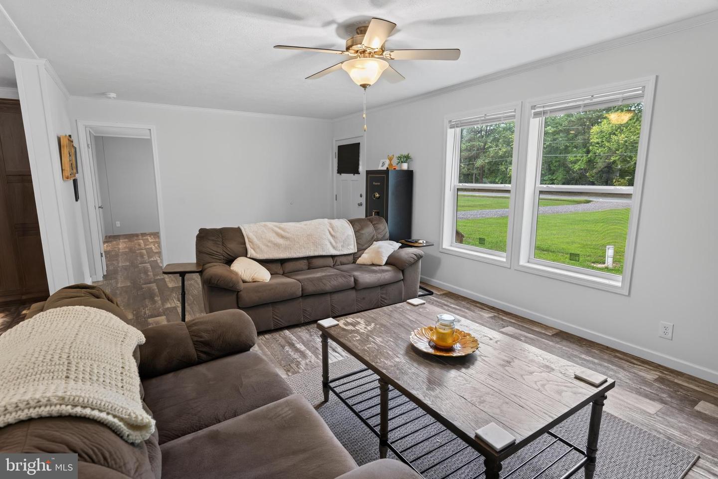 6096 Delmar Rd Property Photo 5