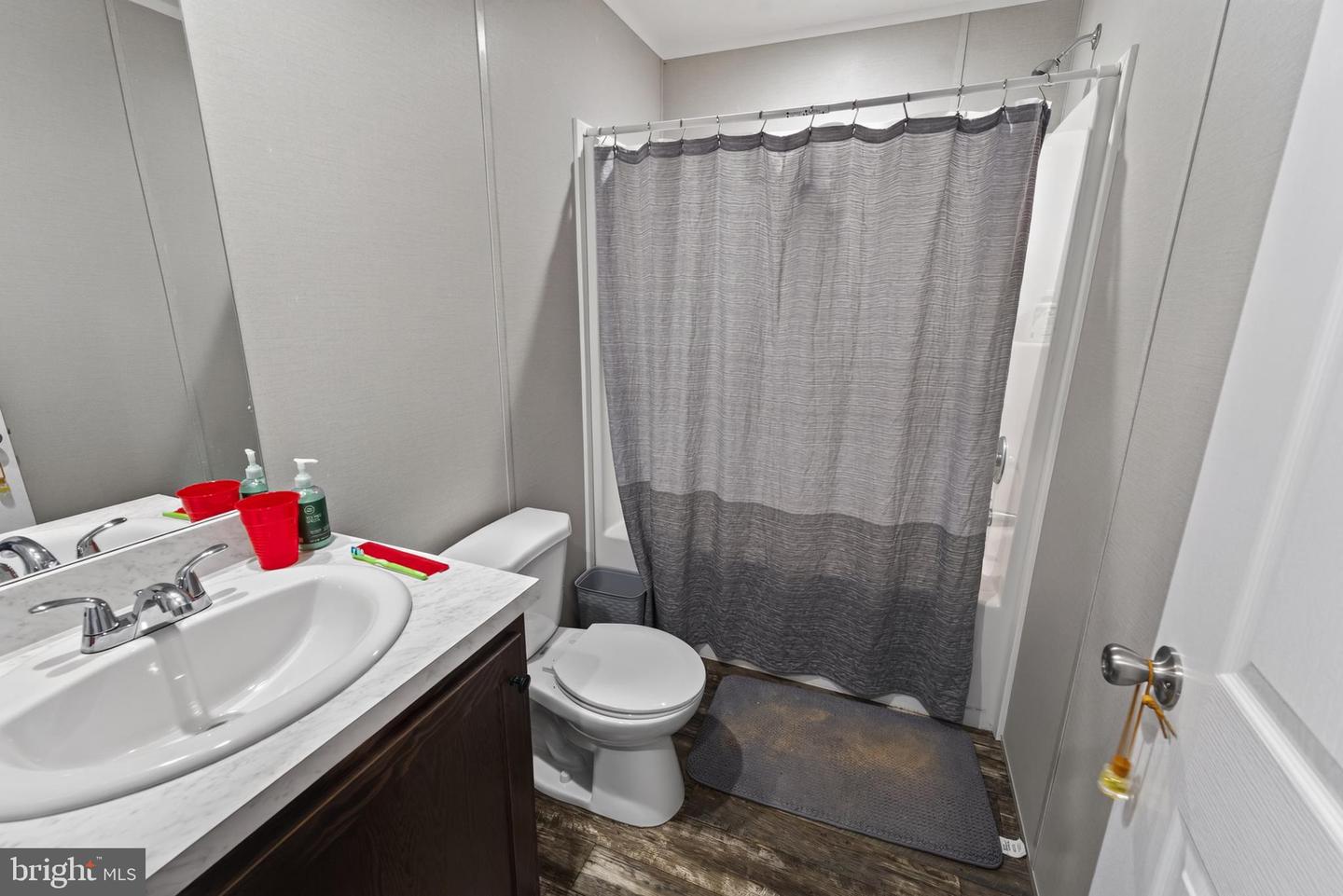 6096 Delmar Rd Property Photo 24