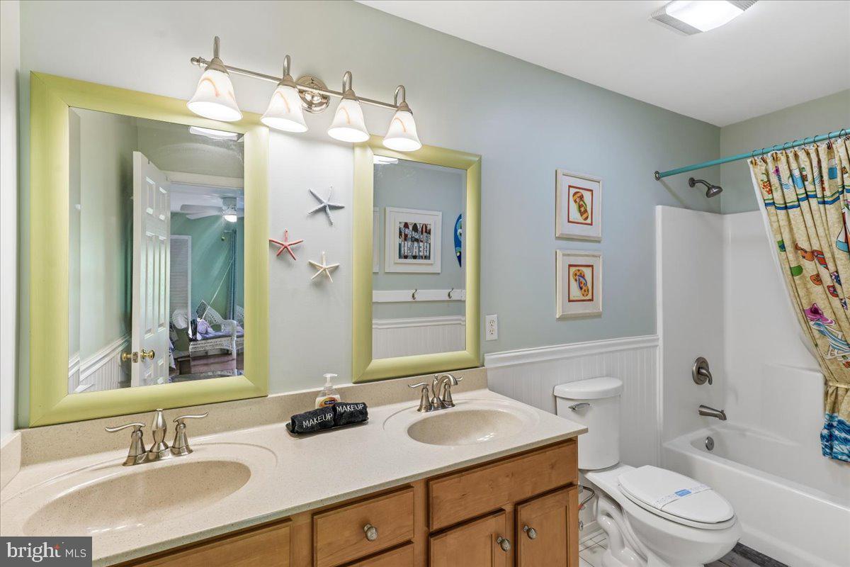 20 Village Green Property Photo 18