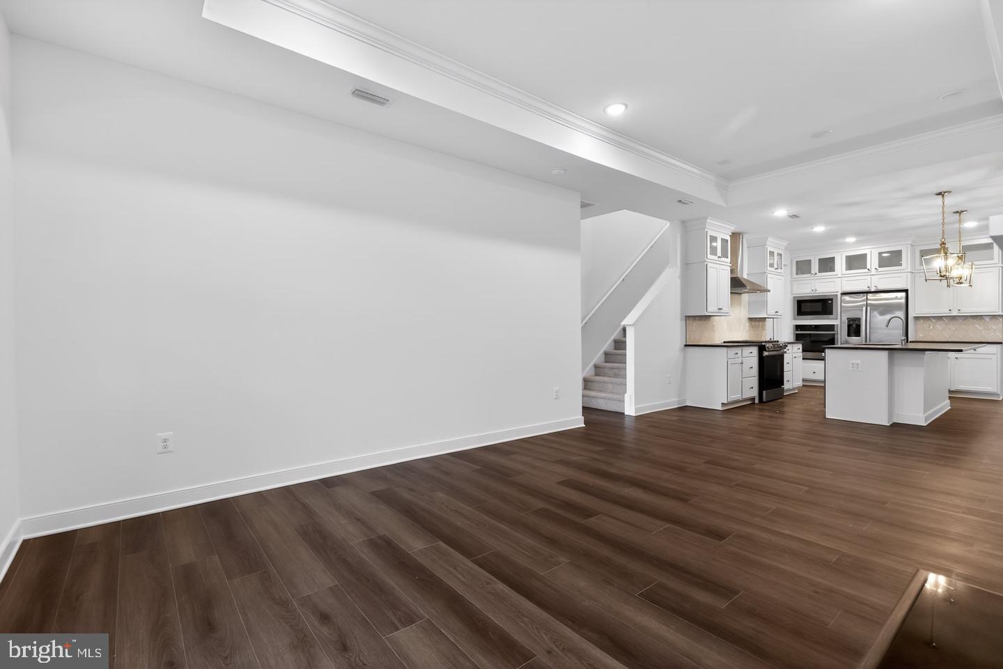 20529 Spyglass Cir Property Photo 5