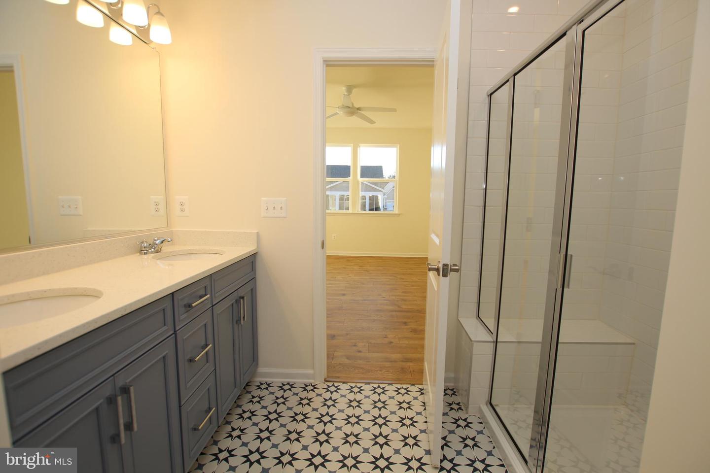 390 Scranton Ln Property Photo 8