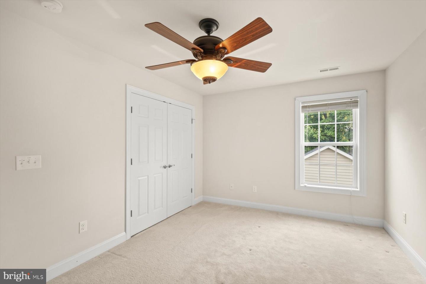 303 Carlton Dr Property Photo 38