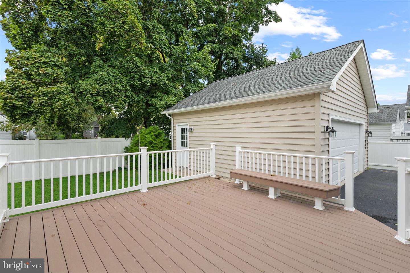 303 Carlton Dr Property Photo 50
