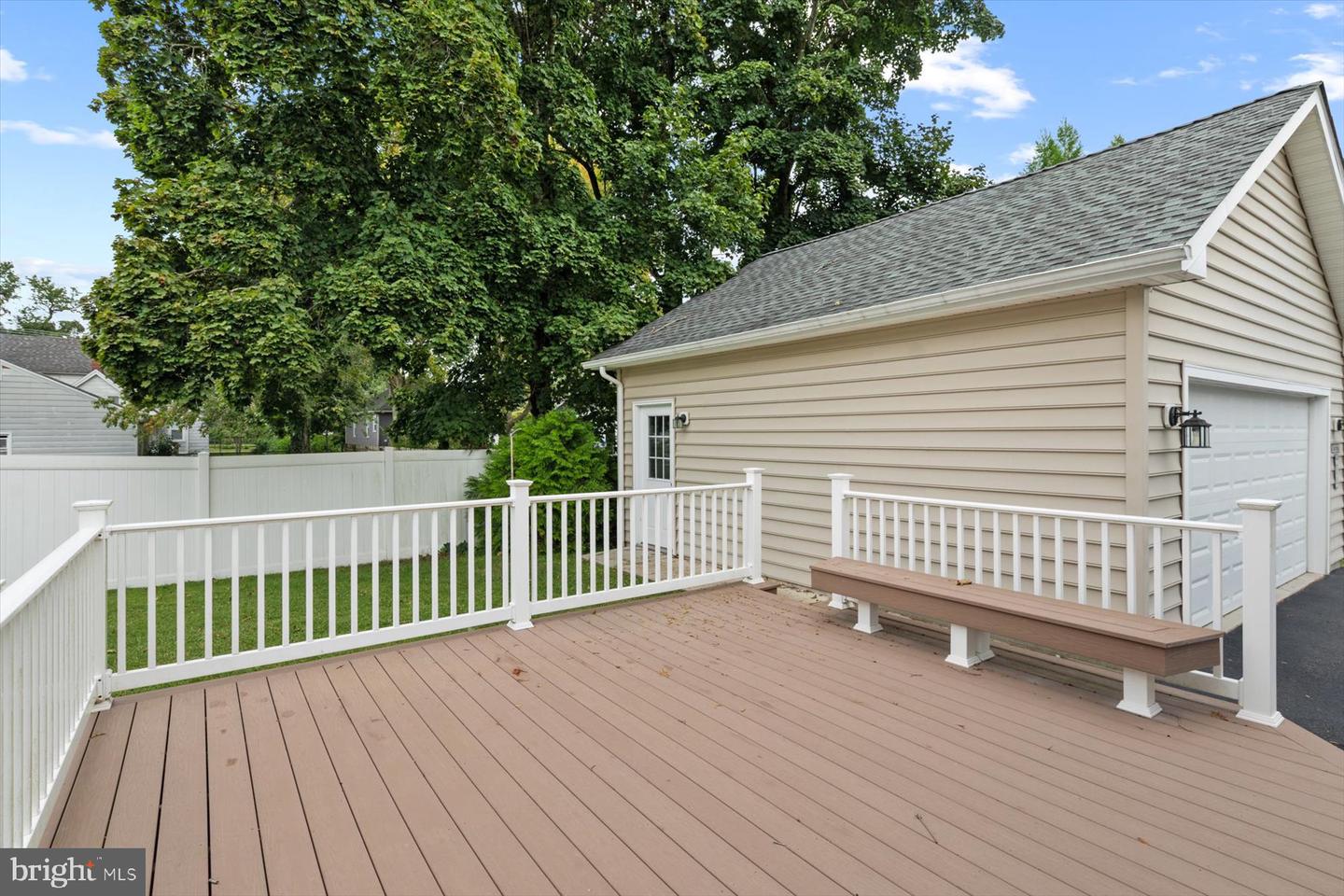 303 Carlton Dr Property Photo 52