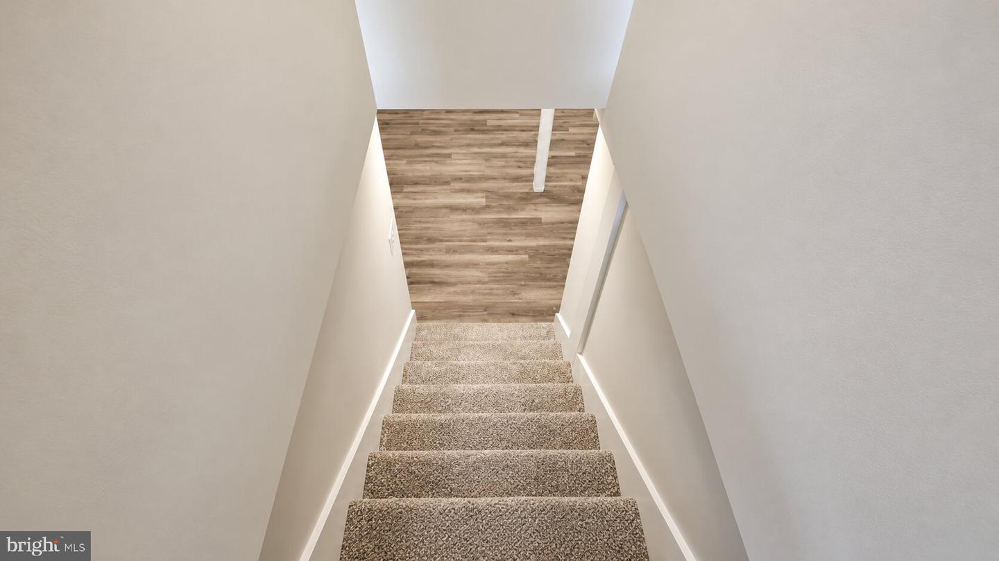 DESU2120722 Property Photo 7