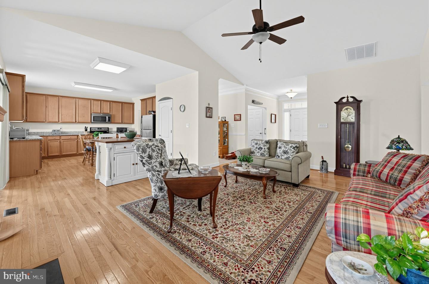 33697 Reservoir Dr Property Photo 8