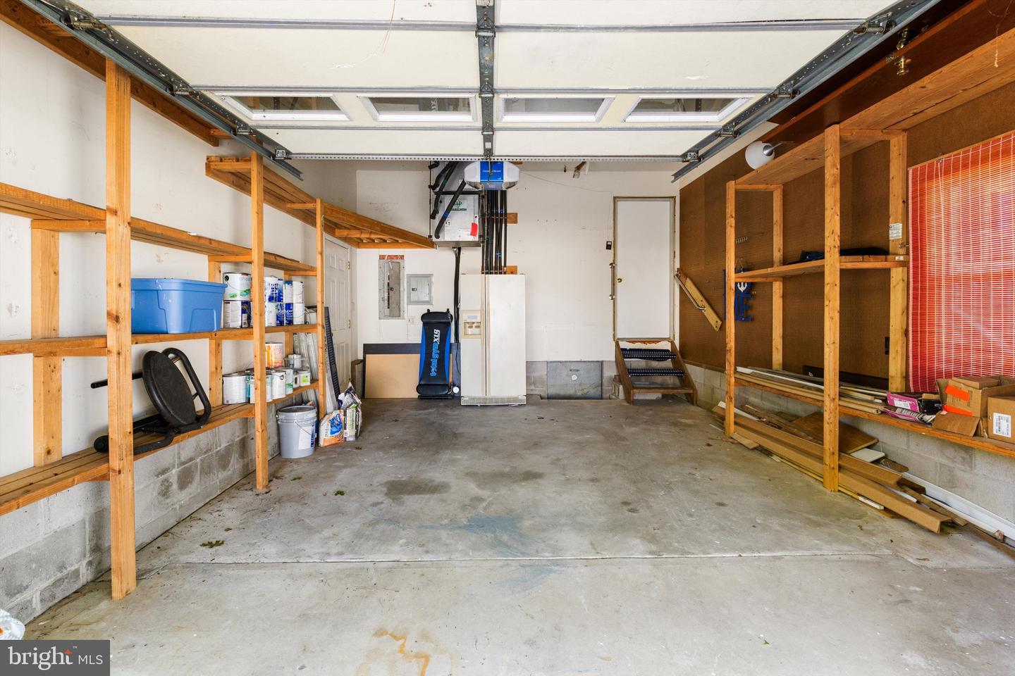 36764 W Pond Cir Property Photo 25