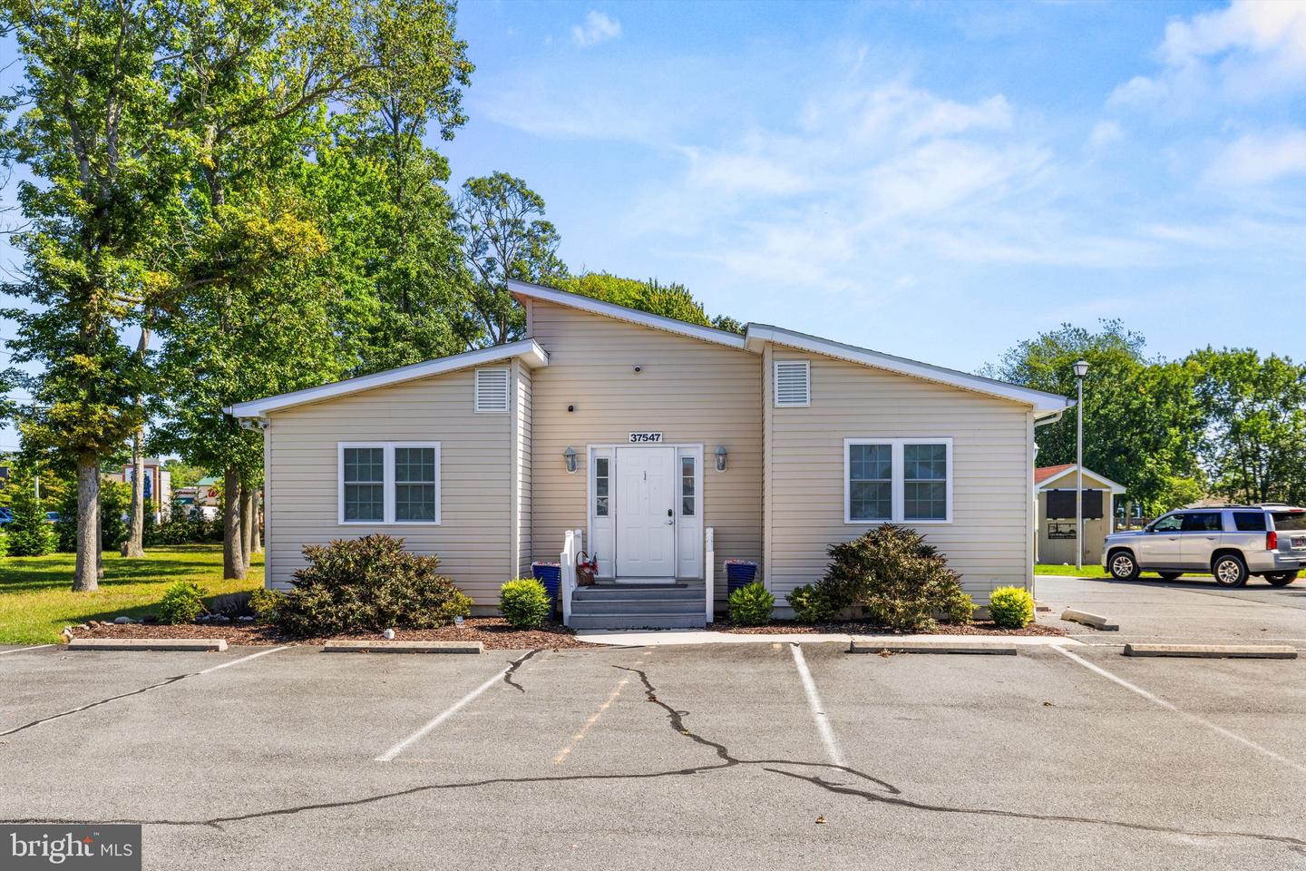 36764 W Pond Cir Property Photo 42