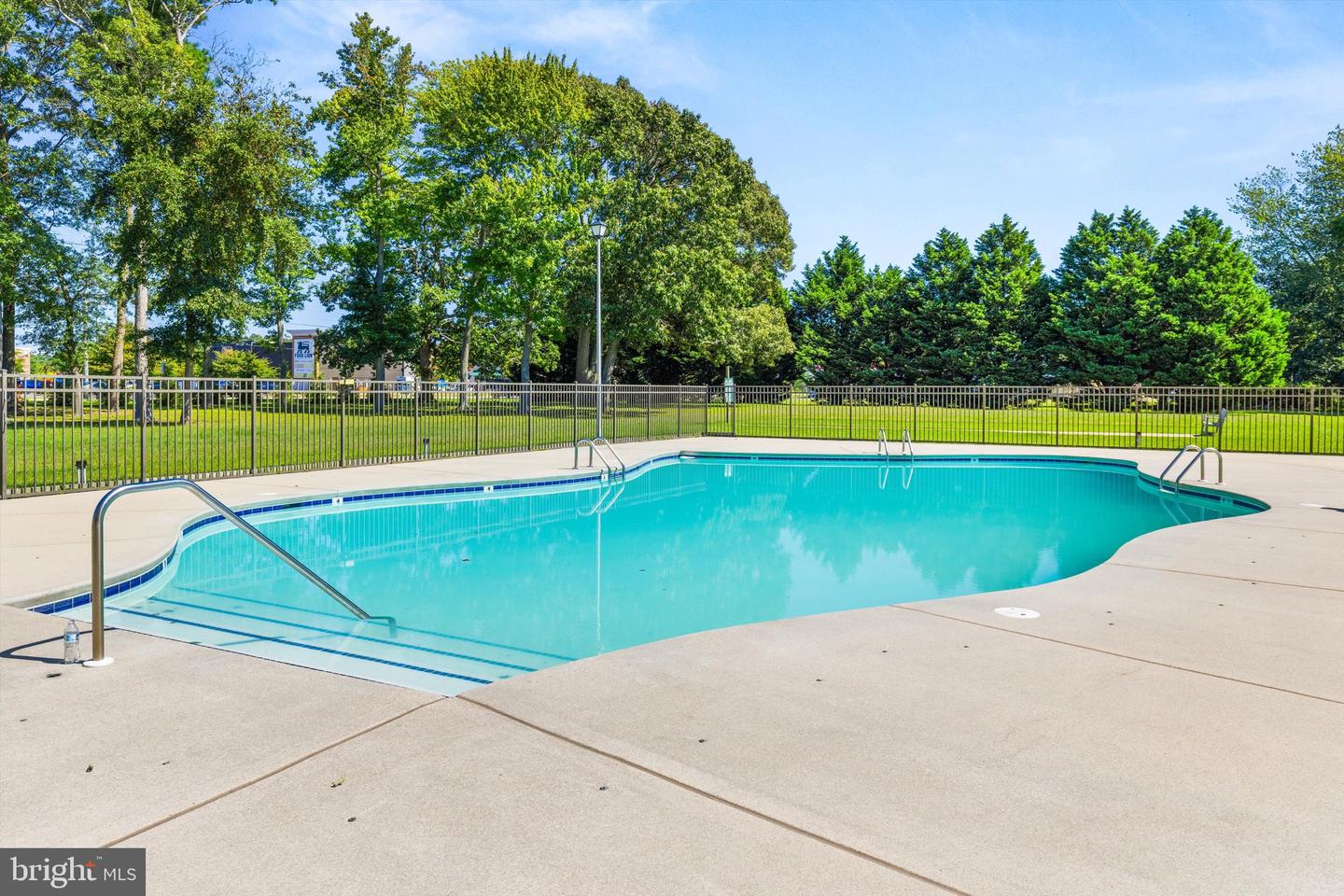 36764 W Pond Cir Property Photo 43