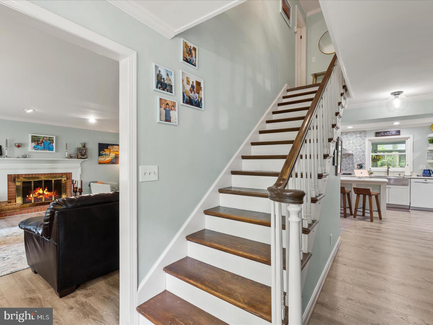 4 Canterbury Ln Property Photo 6