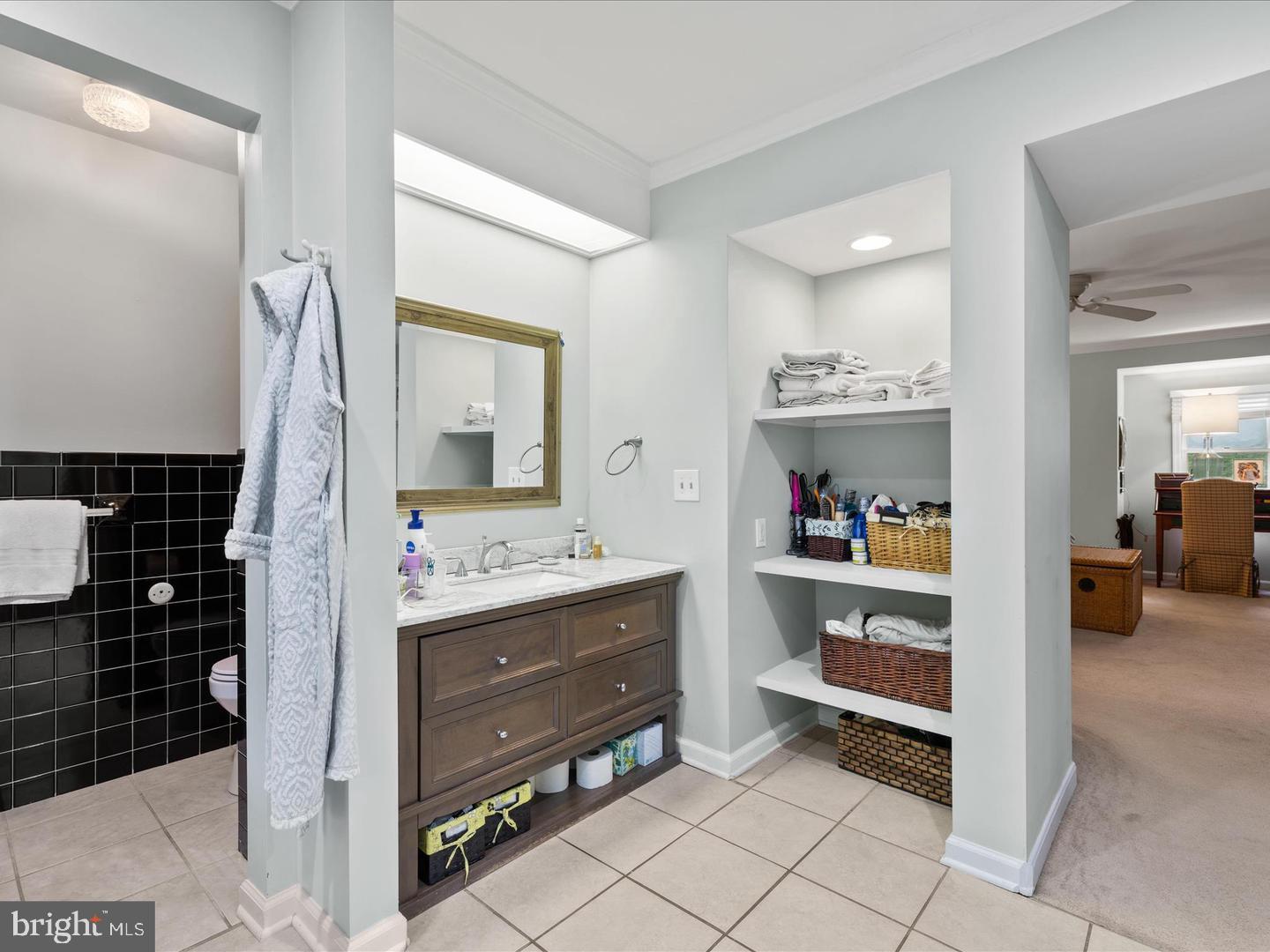 4 Canterbury Ln Property Photo 25