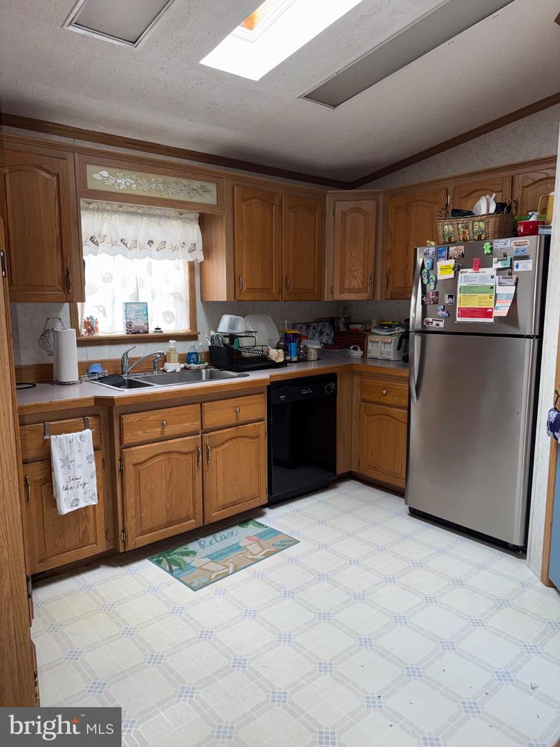 35635 Knoll Way Property Photo 8