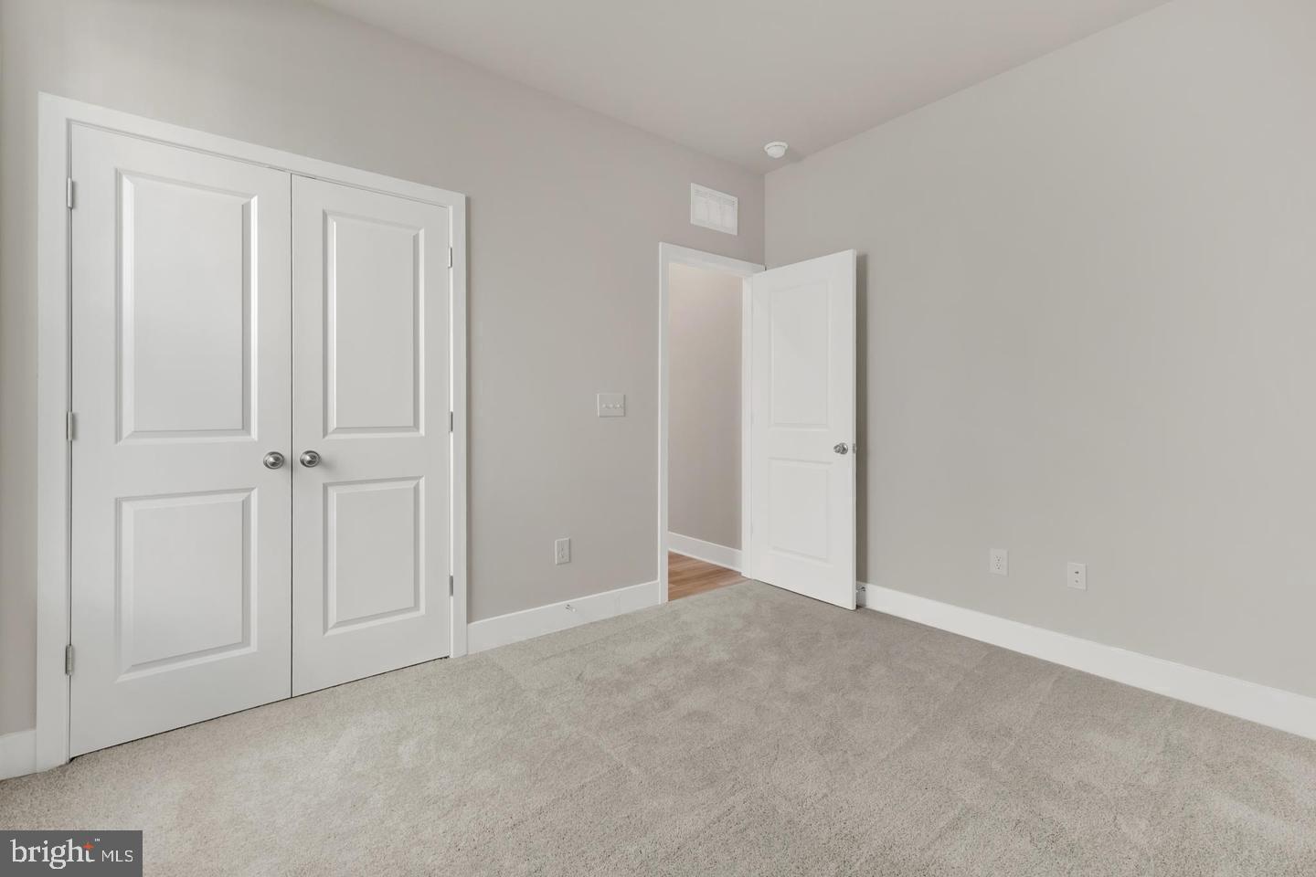 36502 Burleson Dr Property Photo 4