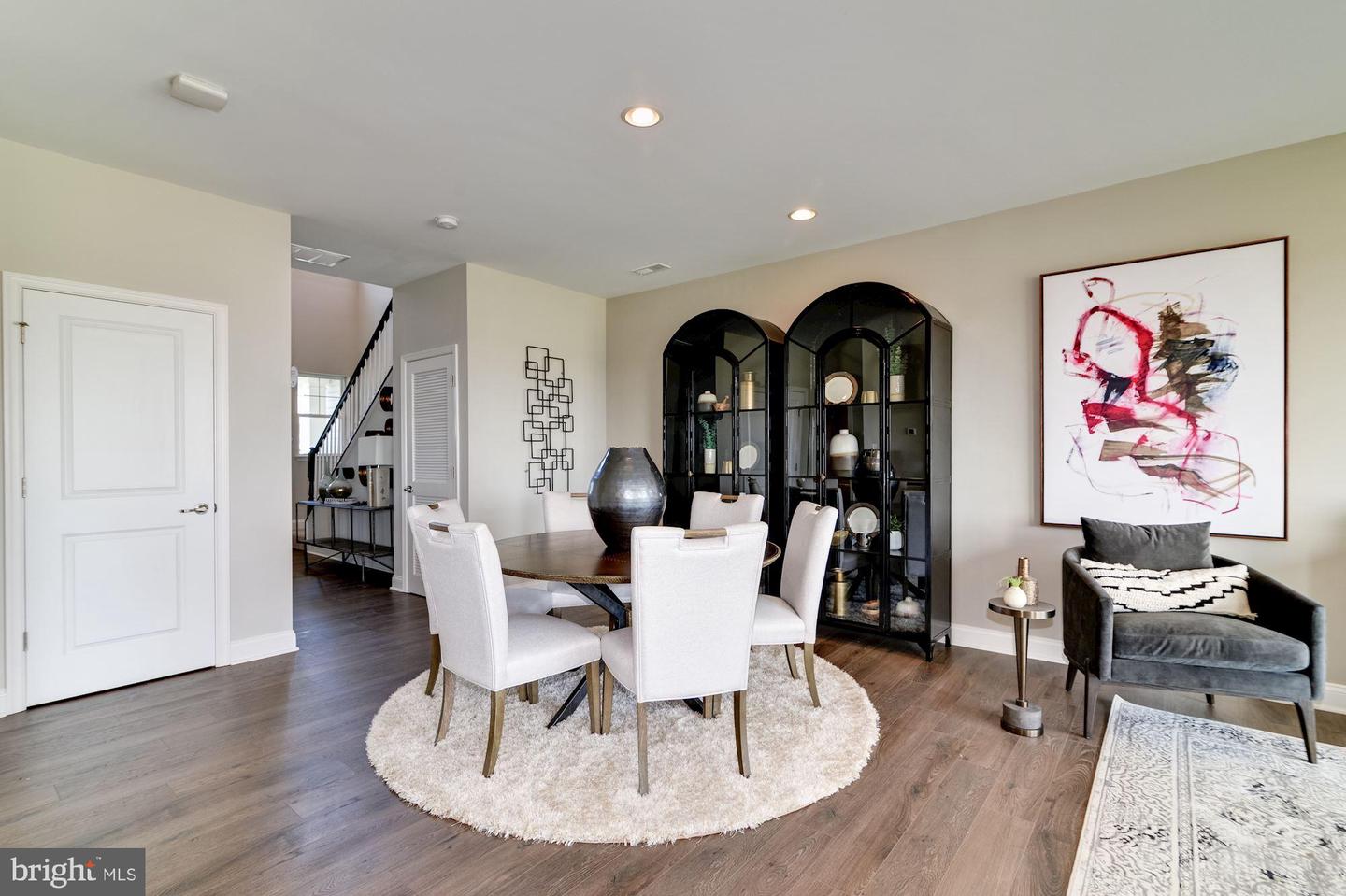 35042 Wright Way Property Photo 6