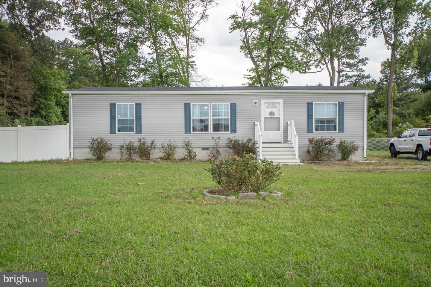 6770 Delmar Rd Property Photo 1