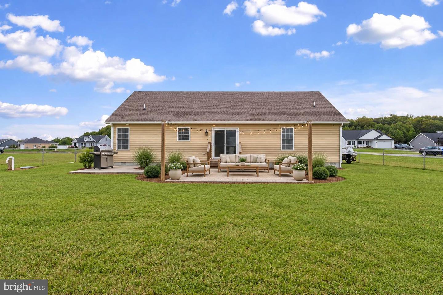 26626 Blue Hen Ln Property Photo 2