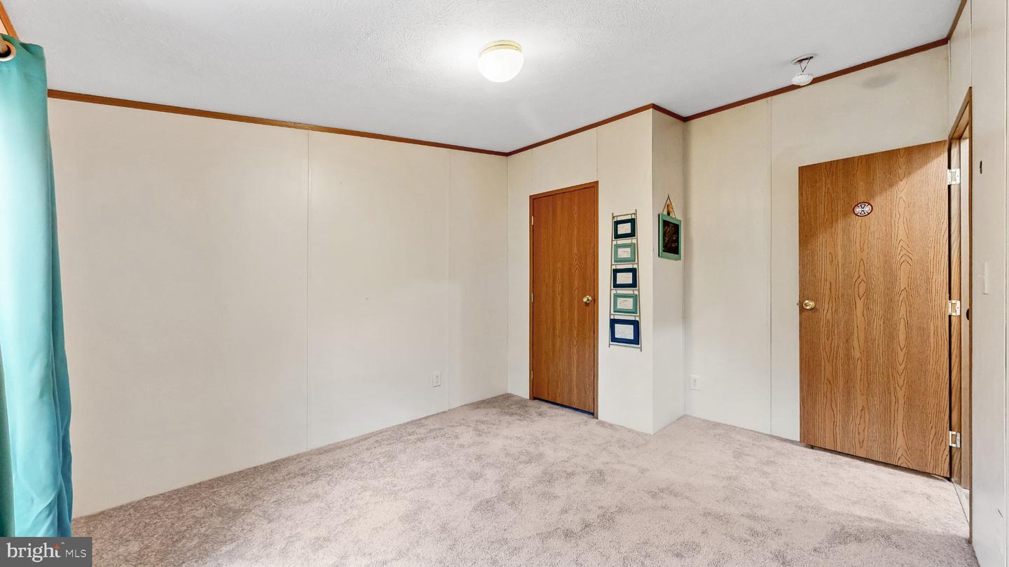34339 River Rd Property Photo 23