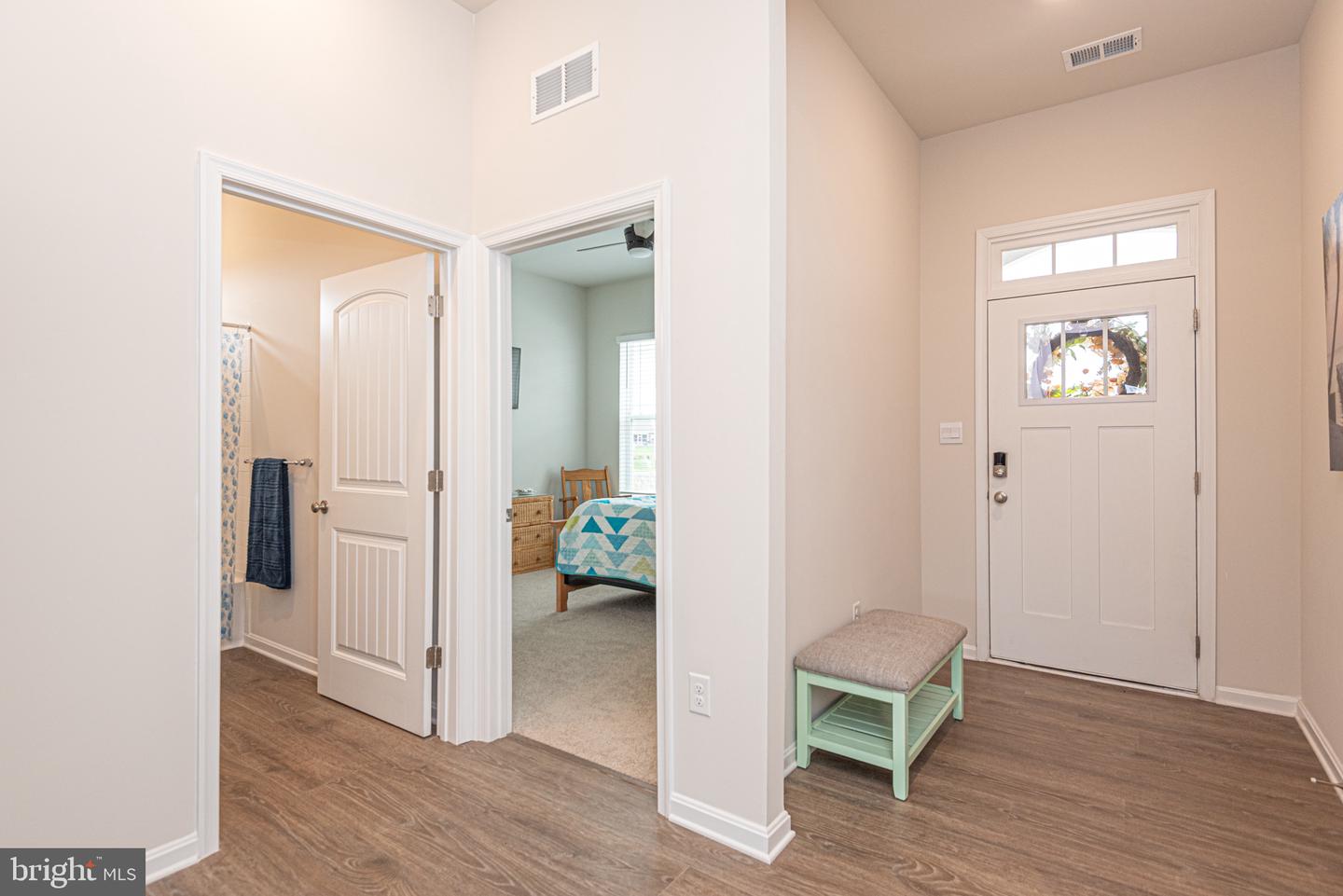 23451 Oyster Rd Property Photo 4