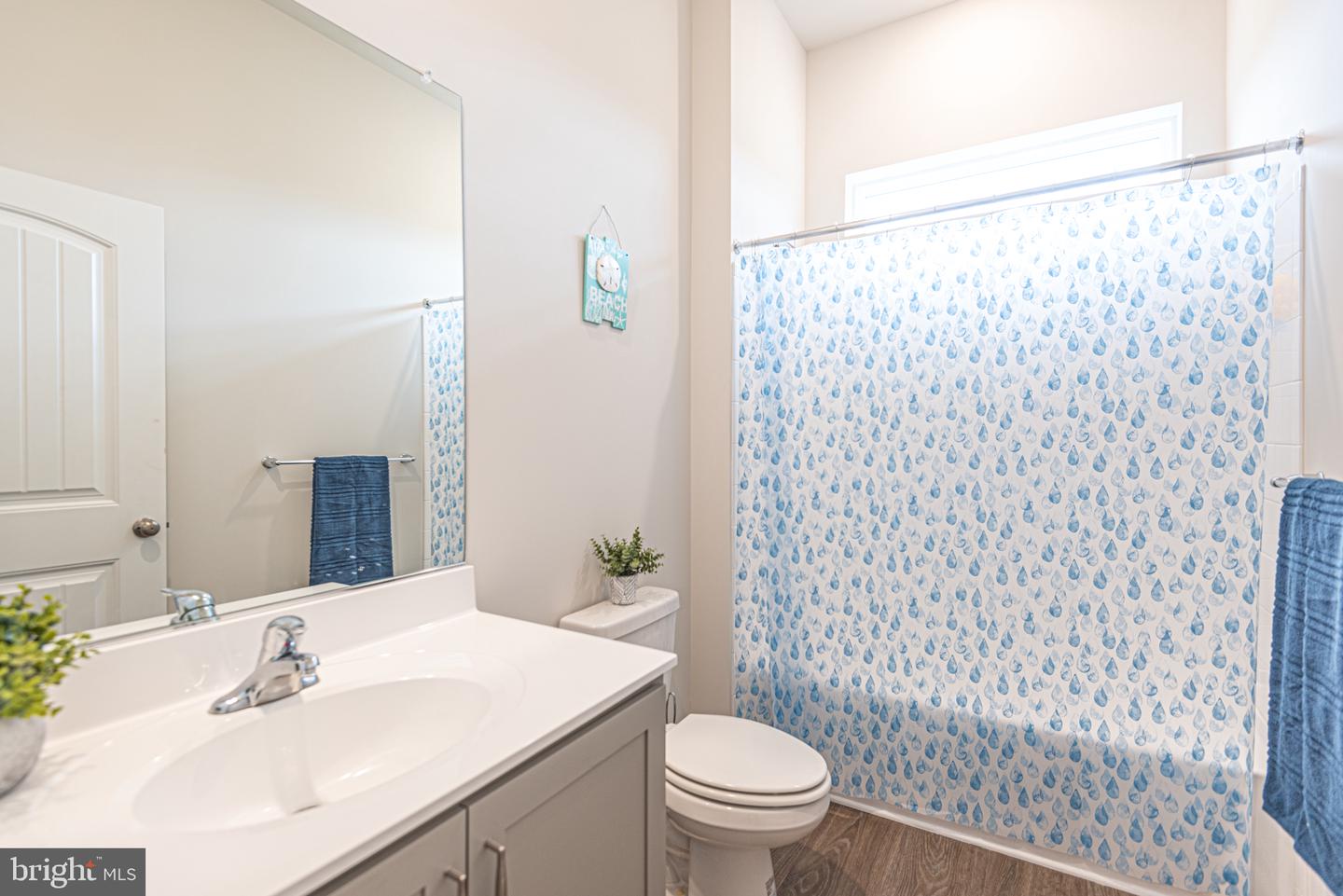 23451 Oyster Rd Property Photo 8