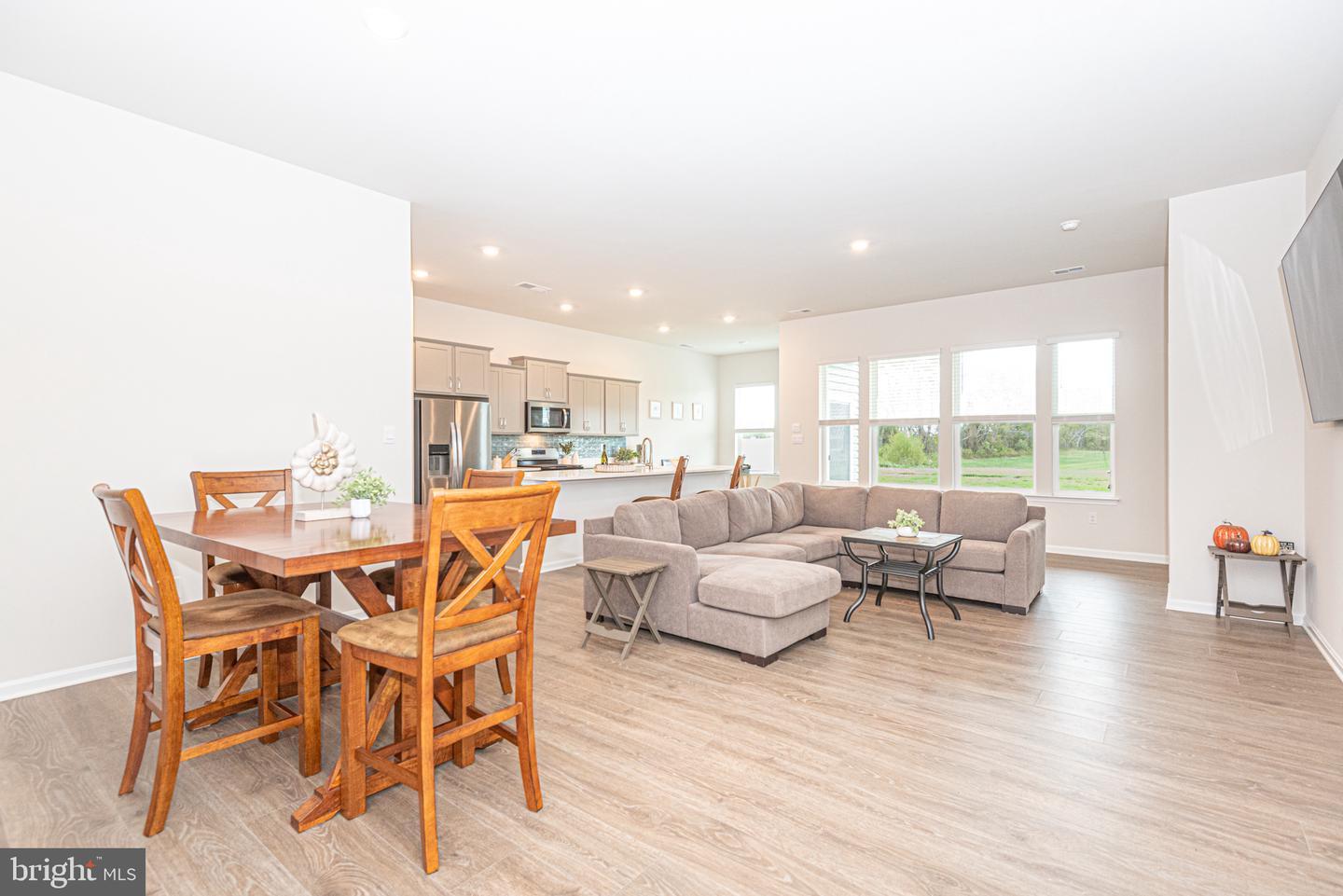 23451 Oyster Rd Property Photo 13