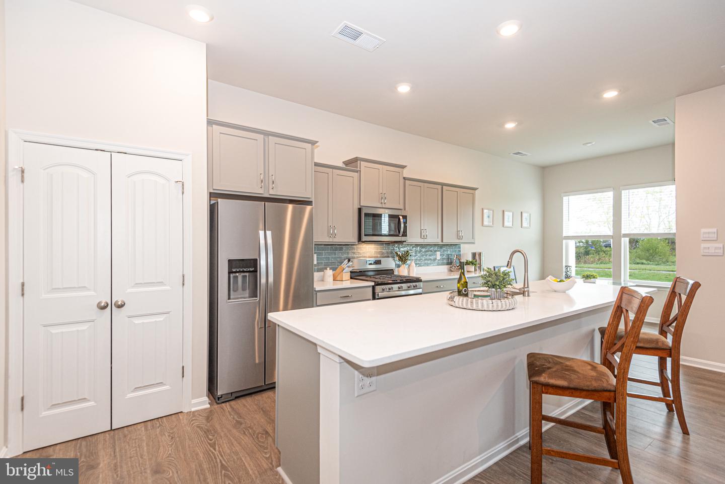 23451 Oyster Rd Property Photo 14