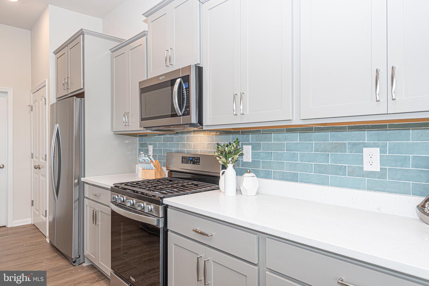 23451 Oyster Rd Property Photo 18