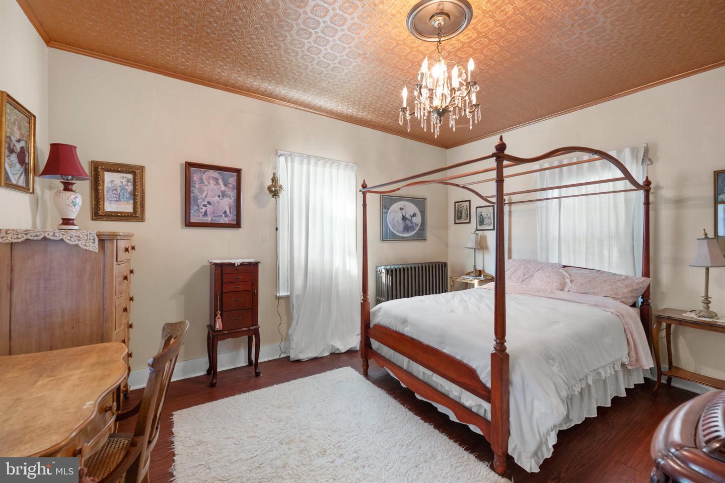 8595 Hearns Pond Rd Property Photo 4