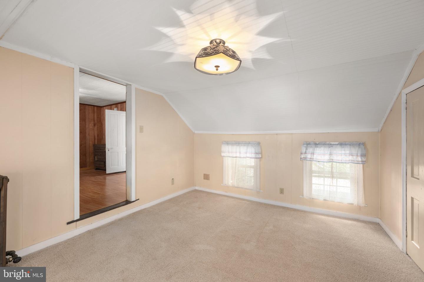 8595 Hearns Pond Rd Property Photo 28