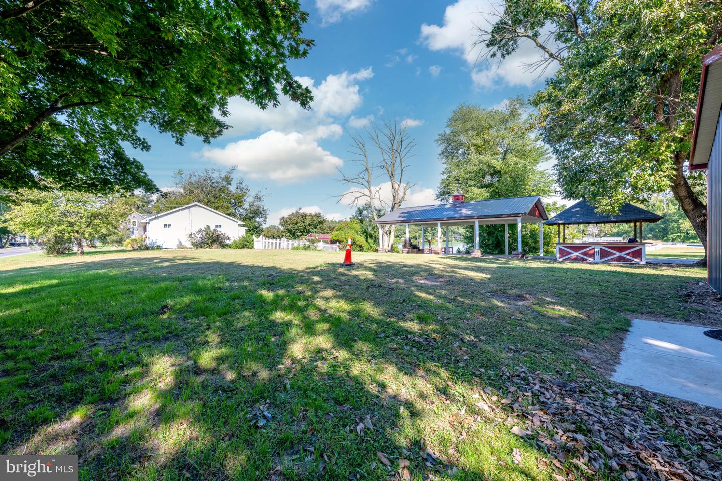 8595 Hearns Pond Rd Property Photo 40
