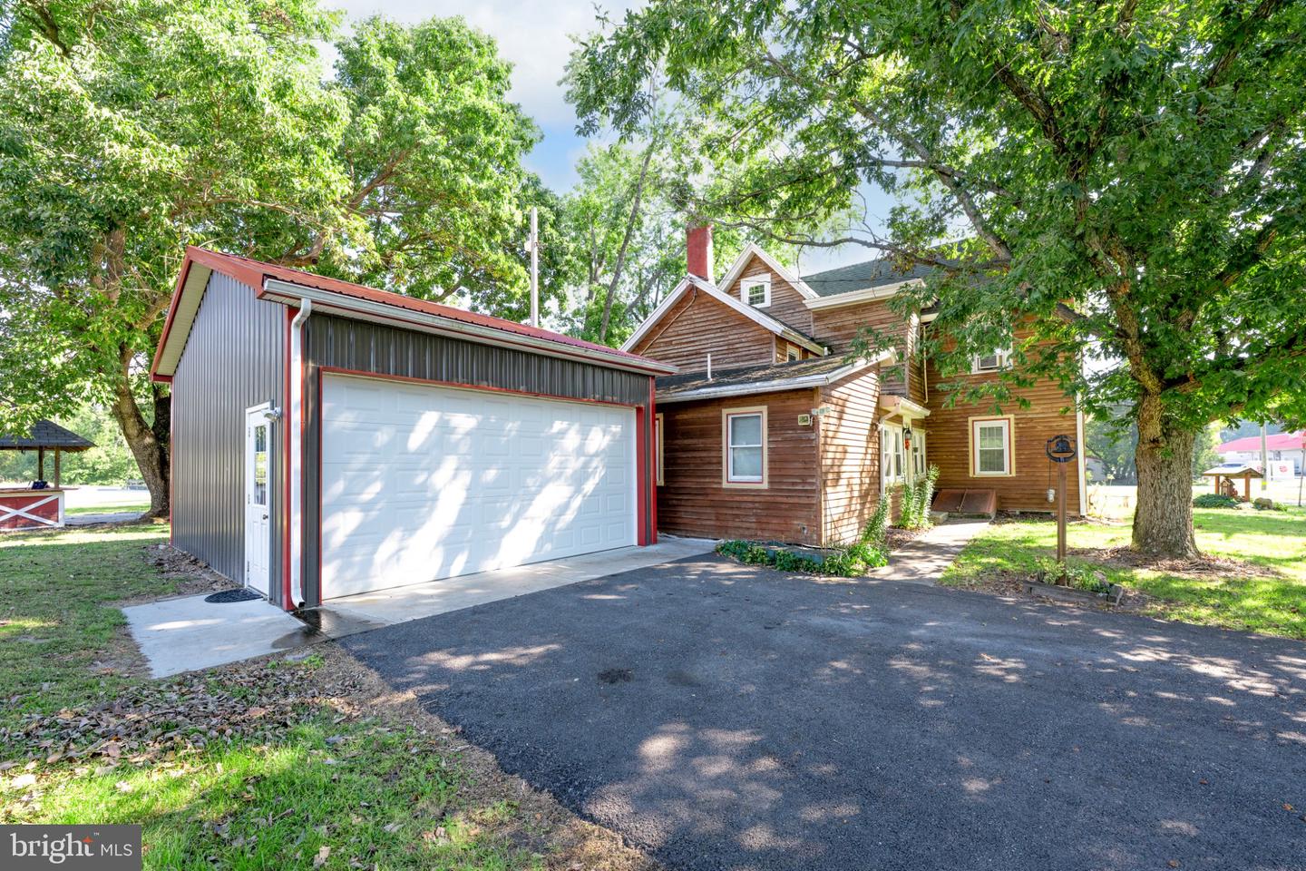 8595 Hearns Pond Rd Property Photo 42