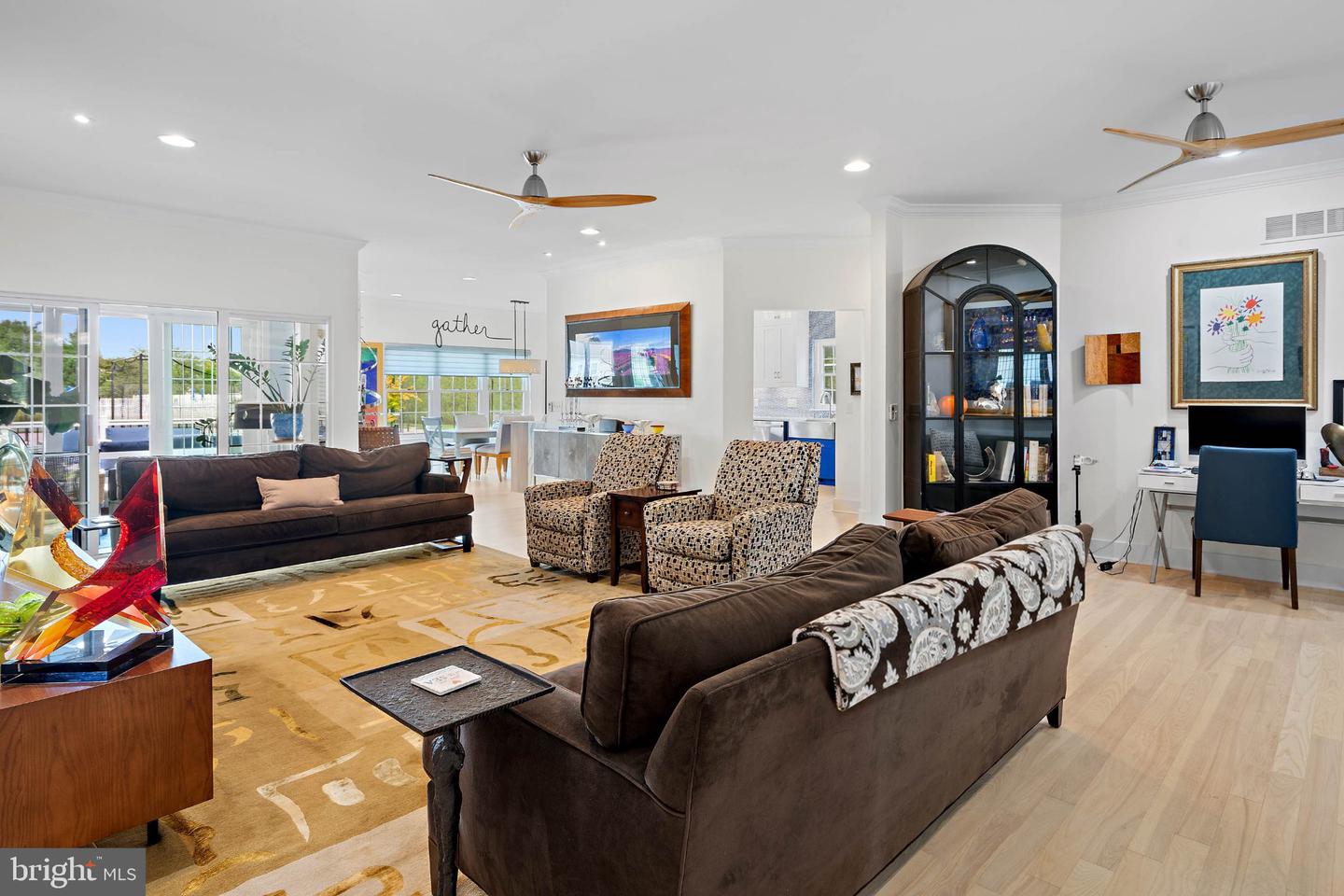 20368 Mallory Square Cir Property Photo 6