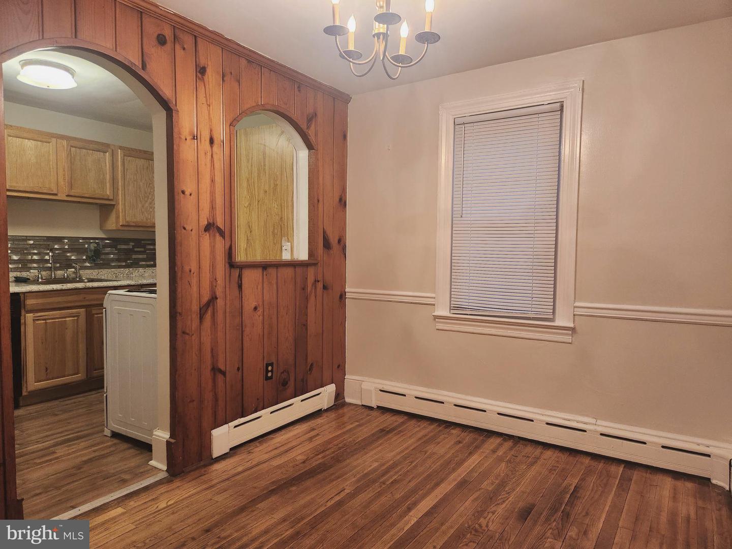 512 State St Property Photo 9