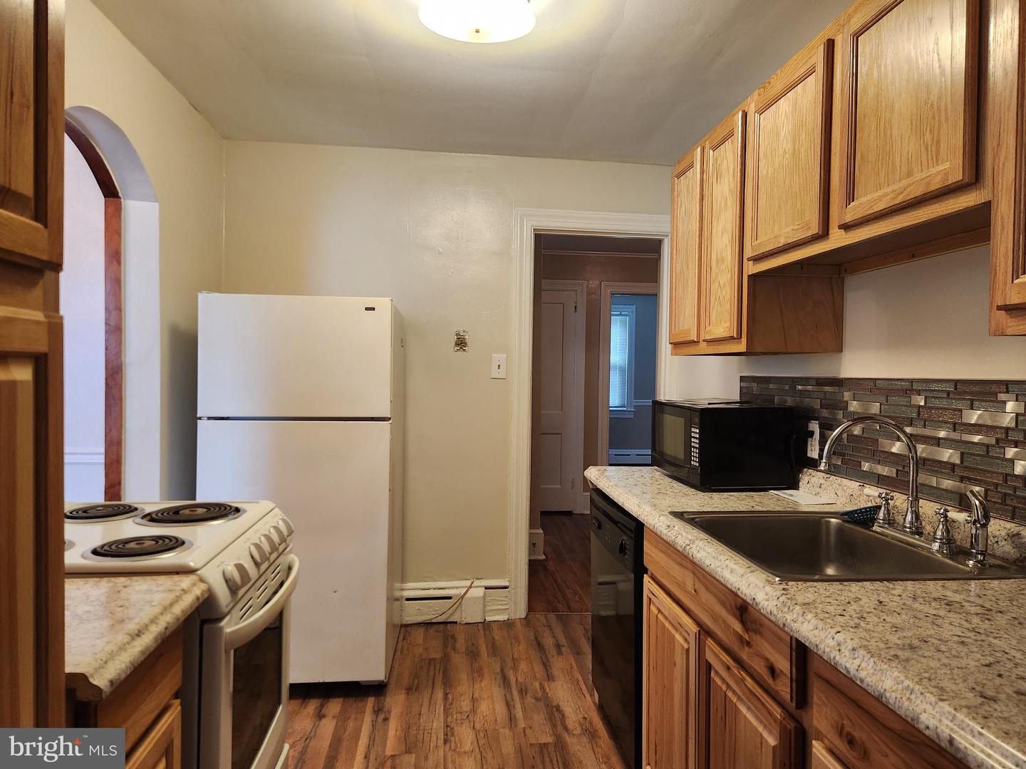 512 State St Property Photo 13