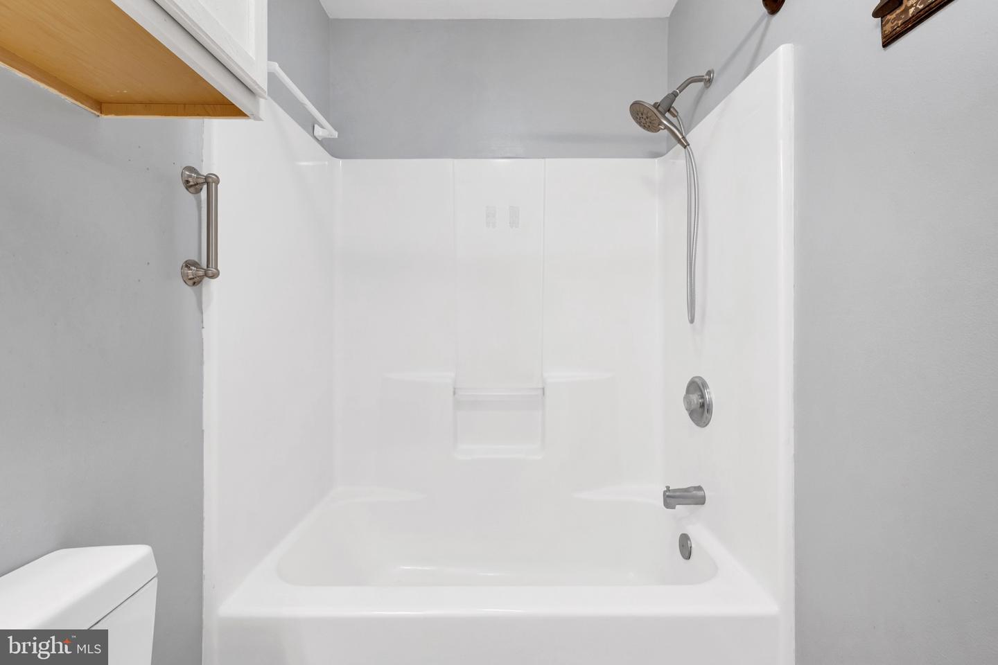 144 Hudson Aly Property Photo 26