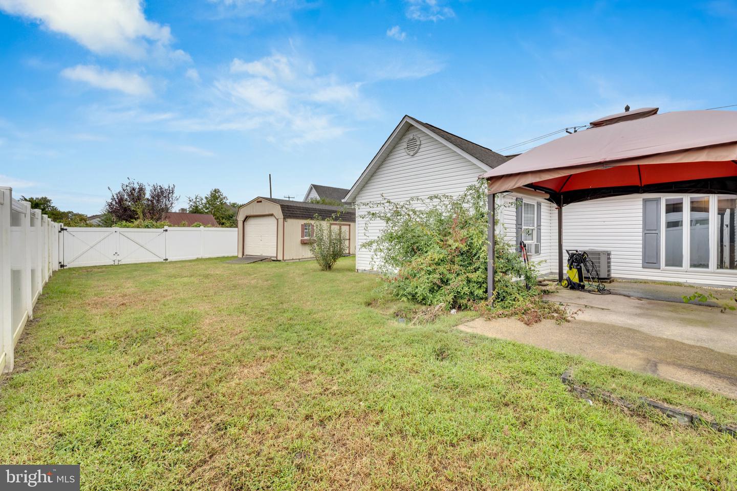 144 Hudson Aly Property Photo 27